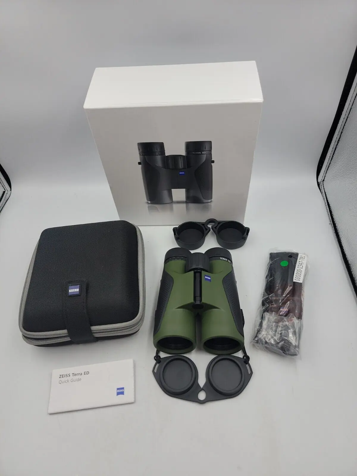 ZEISS Terra ED 10x 42mm Outdoor-Fernglas, Grün